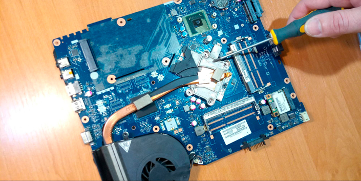 Replacing the laptop cooling system